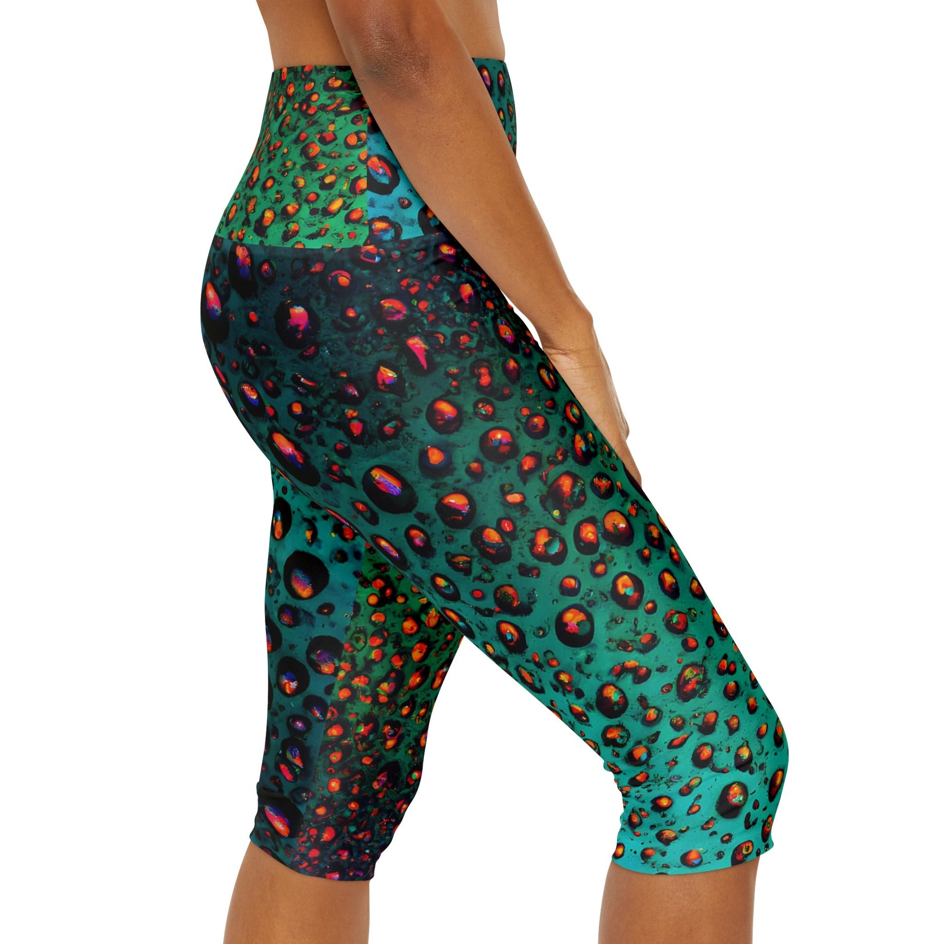 Women's Raindrop Yoga Capri Leggings - Yoga Capri Leggings - Taigora Activewear